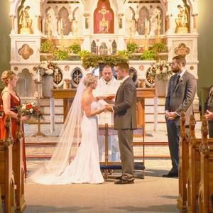 Meet your Posher, Leigh